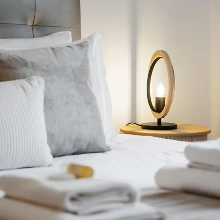 Urban 1b By Homie Funchal (Madeira)